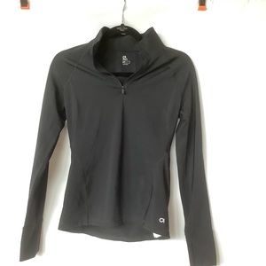 Gap fit sculpt half-zip pull over